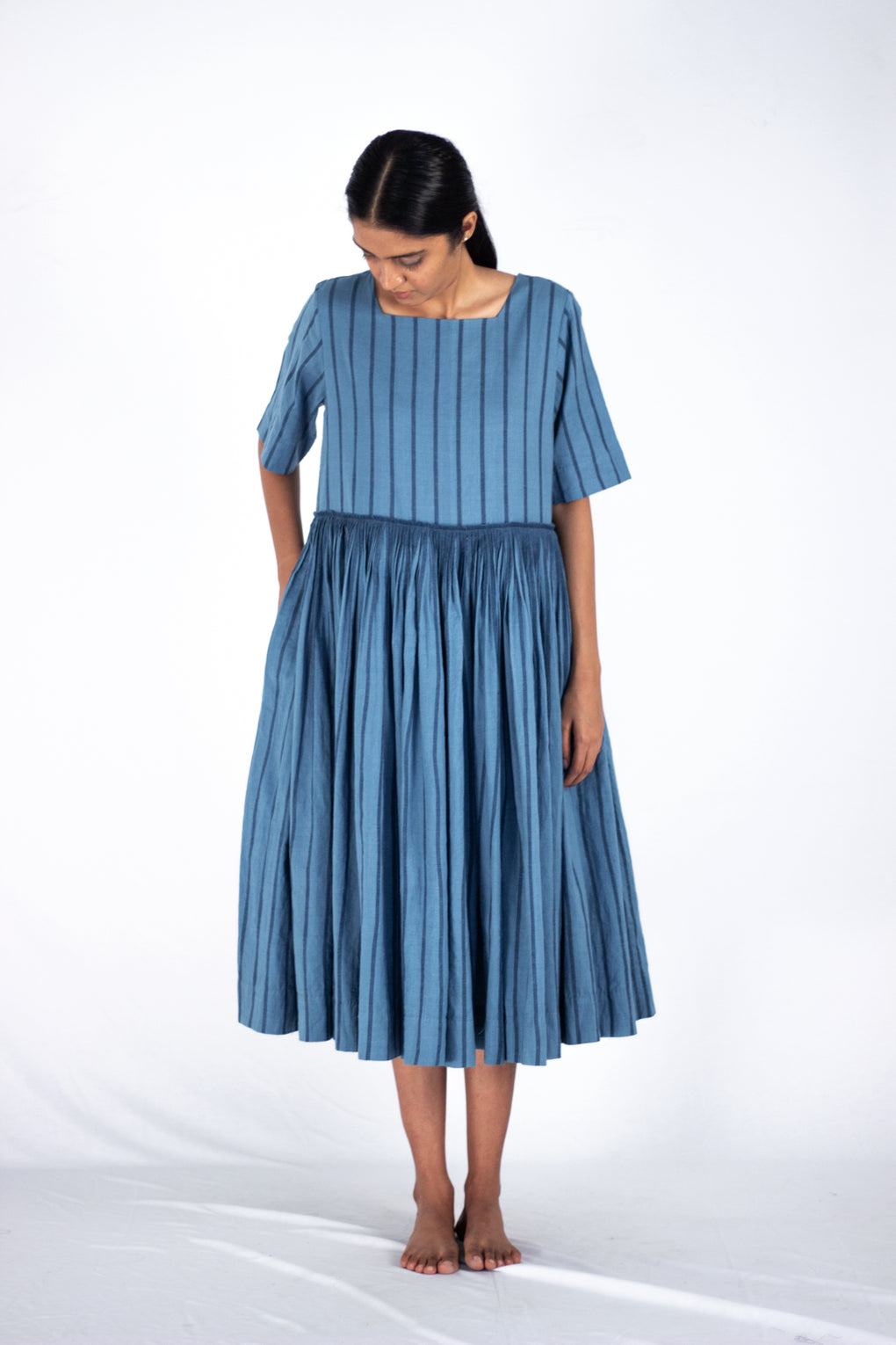 Striped heavy pleated dress - Karnam