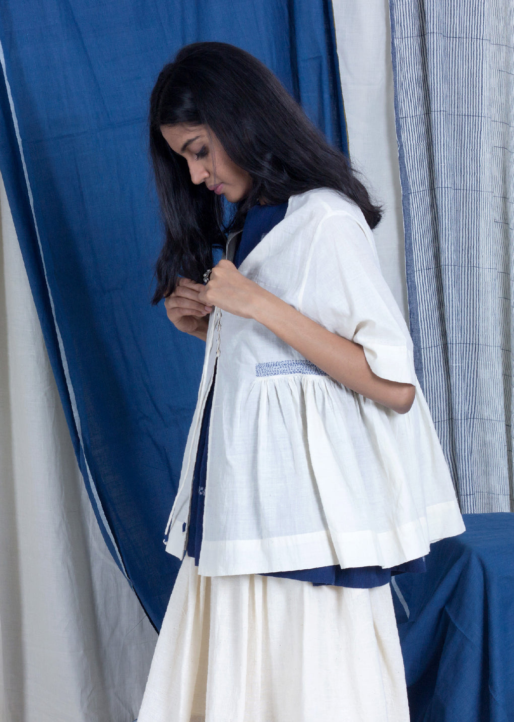 Yomogita - Kora muslin cape top - Karnam