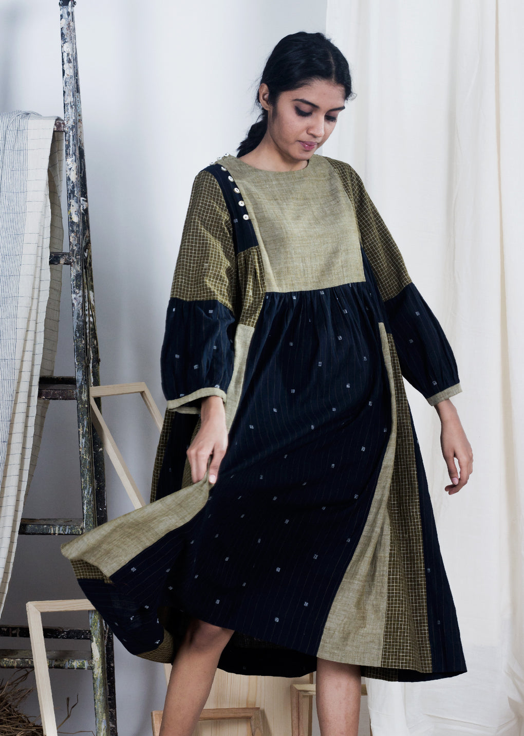 Tarama - Mix & match cotton jamdani gathered dress - Karnam