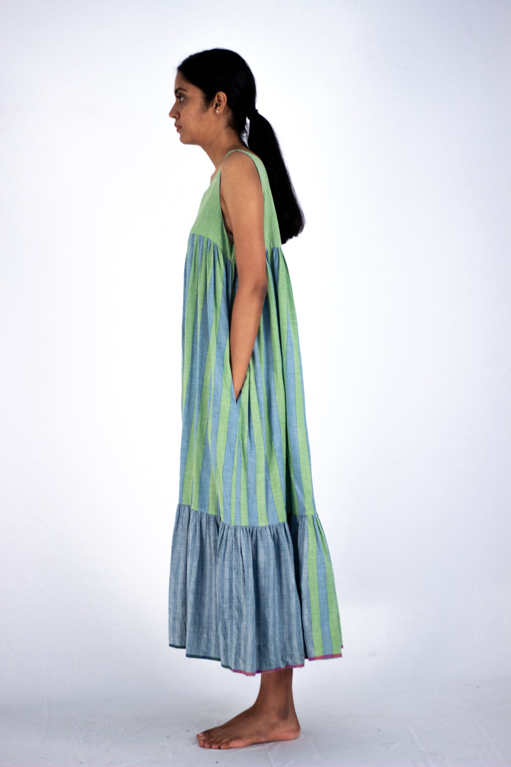 Tulbaghia - tire slip dress - Karnam