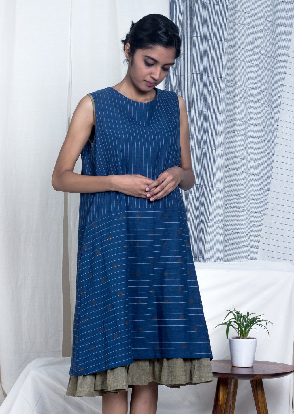 Kunohe - Sleeveless double layered jamdani tunic - Karnam