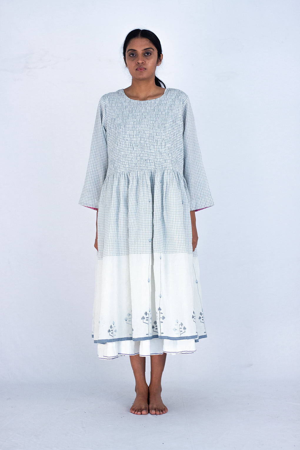 Huaca - natural white Jamdani dress - Karnam