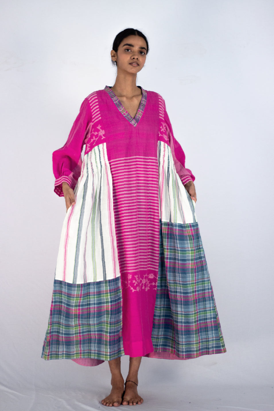 Heterantha - Pink Jamdani dress - Karnam