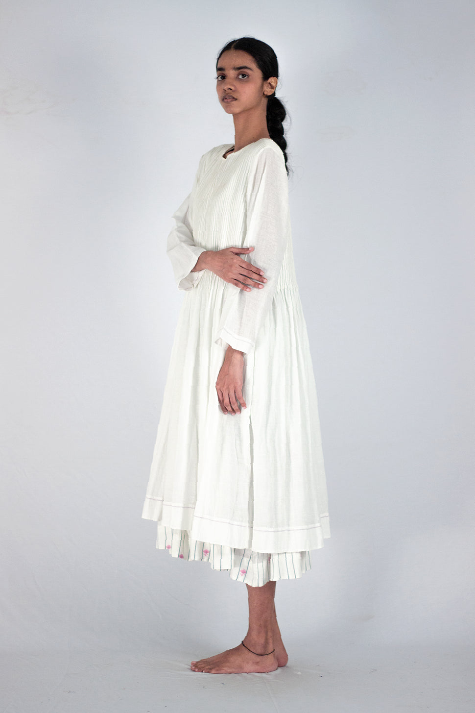 Barringtonia - Pleated dress - Karnam