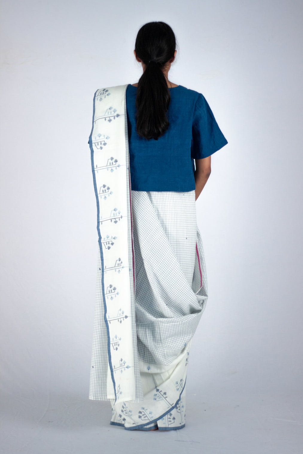 Kund - jamdani saree - Karnam