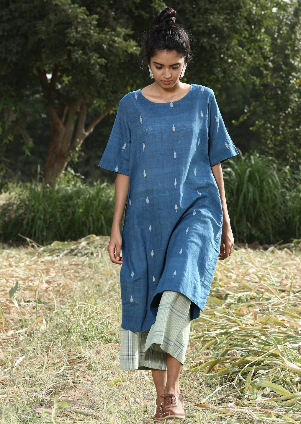 Indigo Embroidered kurta & madras check pant - Karnam